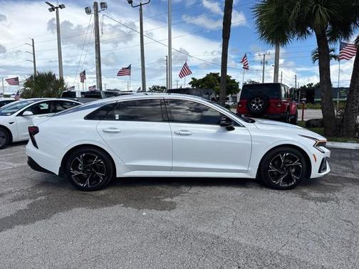 2025 Kia K5 GT-Line