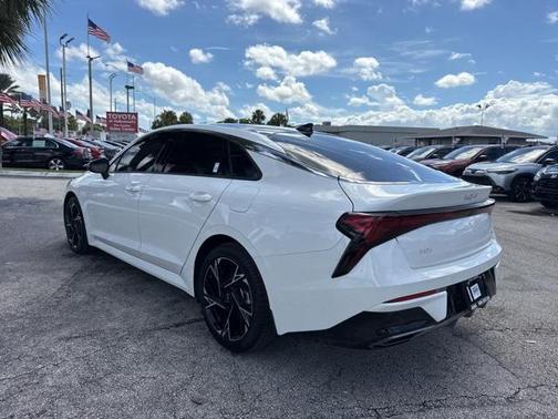2025 Kia K5 GT-Line