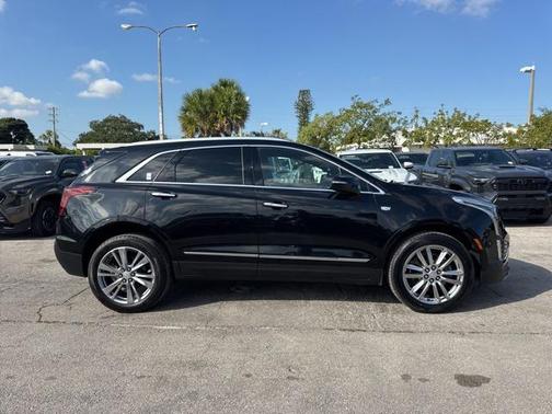 2024 Cadillac XT5 Premium Luxury