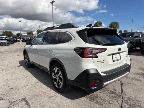 2020 Subaru Outback Touring