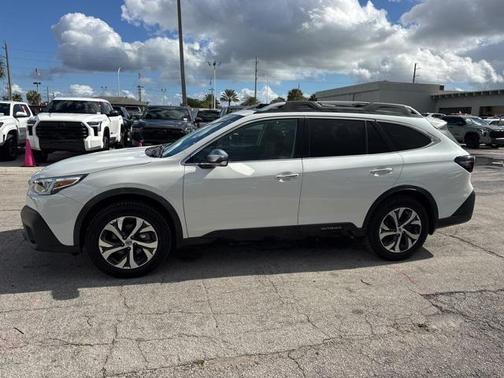 2020 Subaru Outback Touring