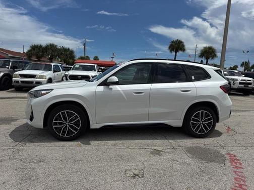 2025 BMW X1 xDrive28i