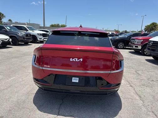 2024 Kia EV6 Wind