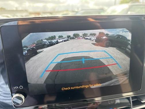 2025 Toyota Sienna LE