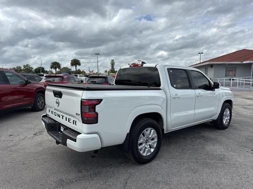 2023 Nissan Frontier SV