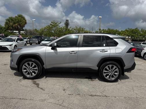 2024 Toyota RAV4 XLE Premium