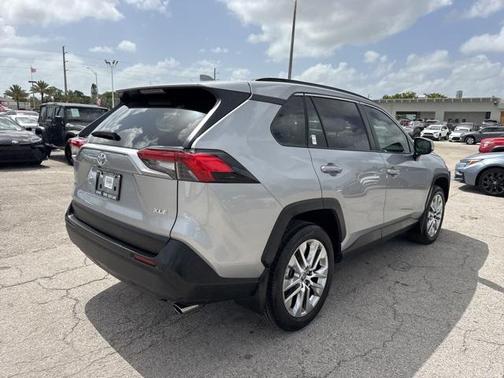 2024 Toyota RAV4 XLE Premium