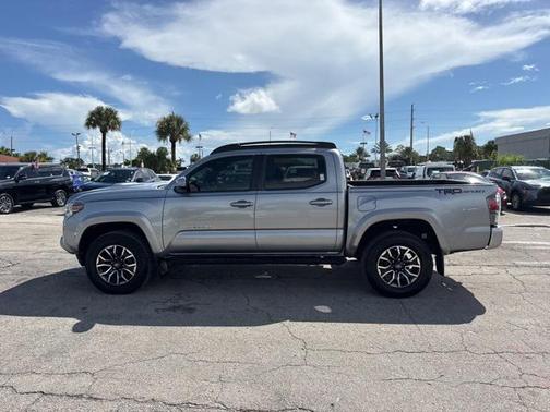 2020 Toyota Tacoma TRD Sport