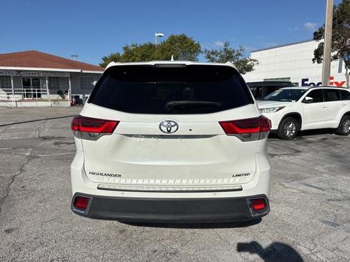 2018 Toyota Highlander Limited Platinum