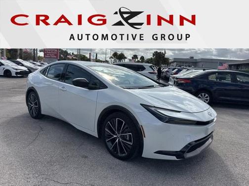 2025 Toyota Prius LE