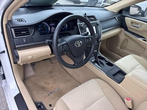 2017 Toyota Camry Hybrid LE