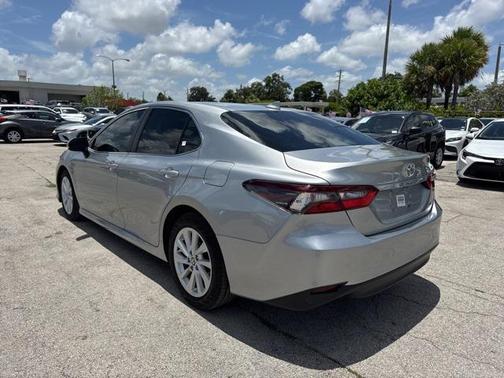 2022 Toyota Camry LE