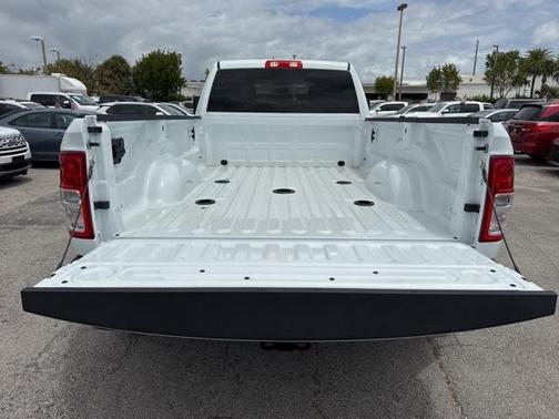 2024 RAM 3500 Tradesman Crew Cab 4x4 8' Box