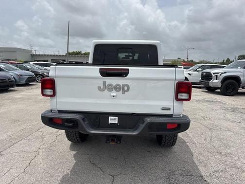 2021 Jeep Gladiator Overland