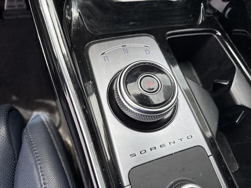 2022 Kia Sorento Plug-In Hybrid SX Prestige
