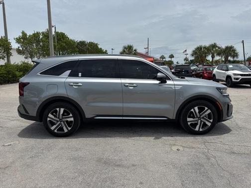 2022 Kia Sorento Plug-In Hybrid SX Prestige