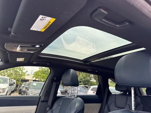 2022 Kia Sorento Plug-In Hybrid SX Prestige