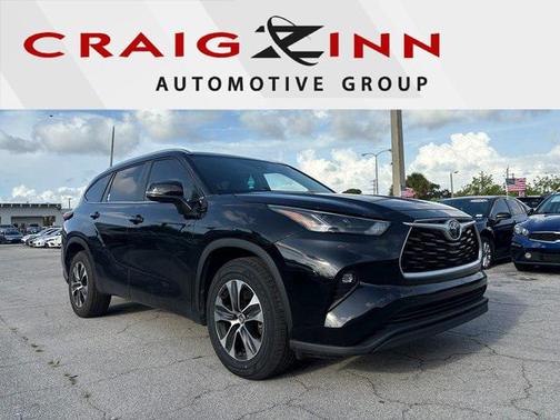 2023 Toyota Highlander XLE