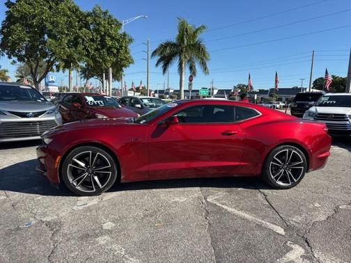 2021 Chevrolet Camaro RWD Coupe LT1