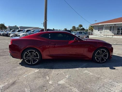 2021 Chevrolet Camaro RWD Coupe LT1