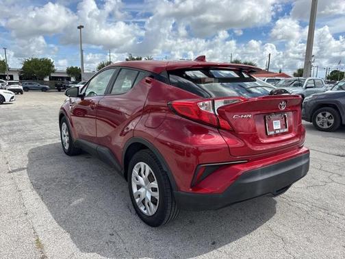 2020 Toyota C-HR LE