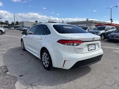 2023 Toyota Corolla LE