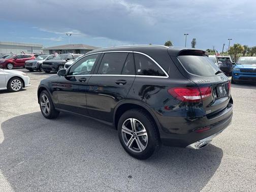 2018 Mercedes-Benz GLC 300 Base
