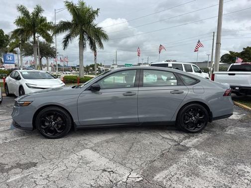 2025 Honda Accord Sport SE 1.5T