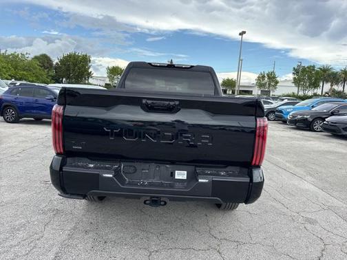 2024 Toyota Tundra Platinum