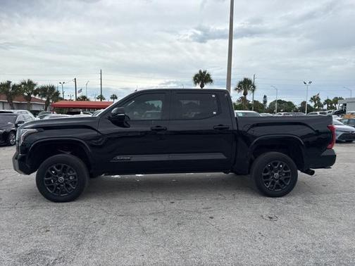 2024 Toyota Tundra Platinum