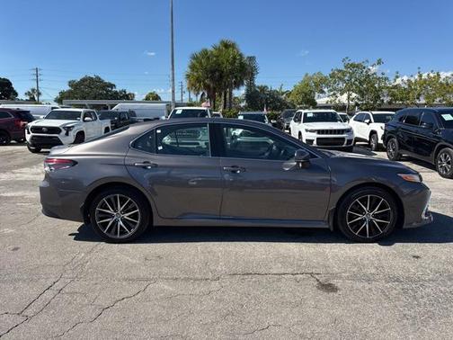 2023 Toyota Camry XLE