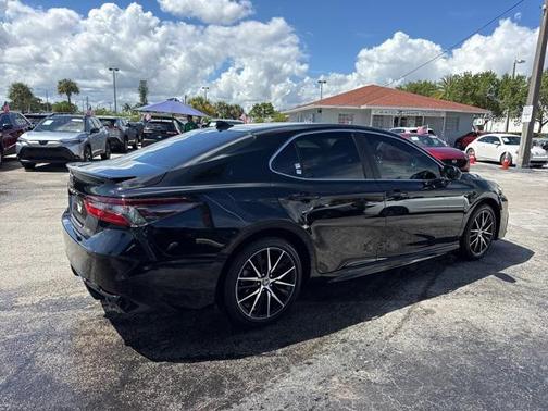 2024 Toyota Camry SE