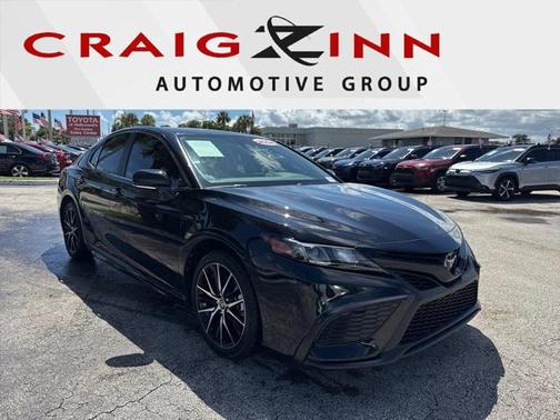 2024 Toyota Camry SE