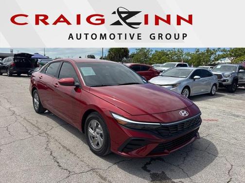 2025 Hyundai ELANTRA SE