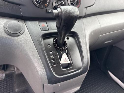 2021 Nissan NV200 SV