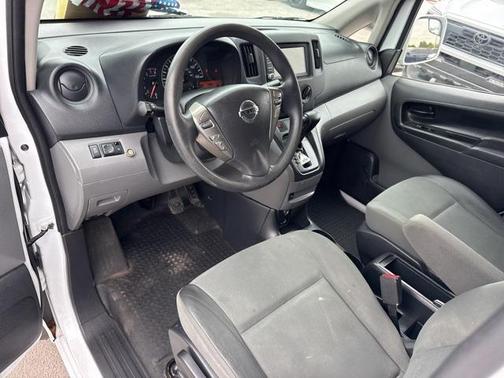 2021 Nissan NV200 SV