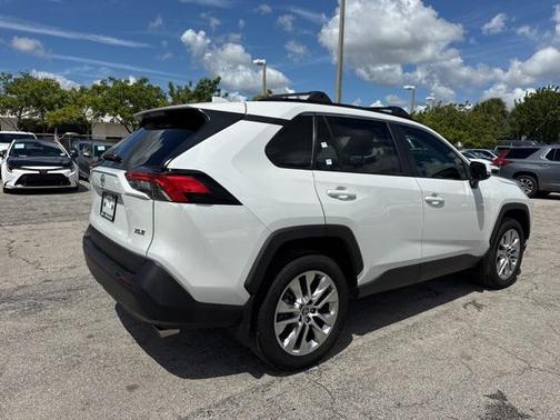 2024 Toyota RAV4 XLE Premium