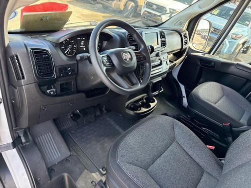2024 RAM ProMaster 2500 Tradesman