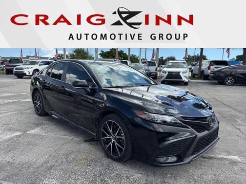 2024 Toyota Camry SE