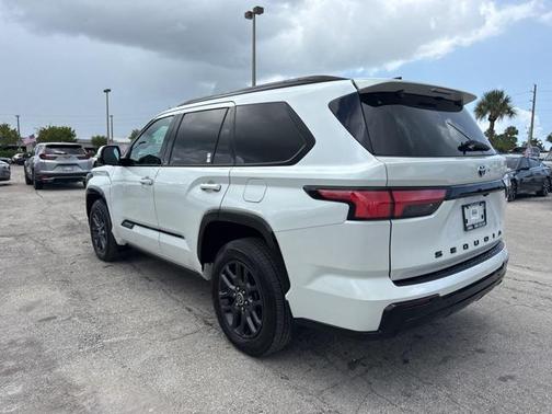 2023 Toyota Sequoia Platinum