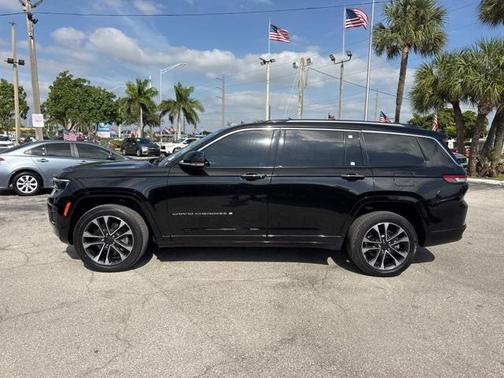 2022 Jeep Grand Cherokee L Overland
