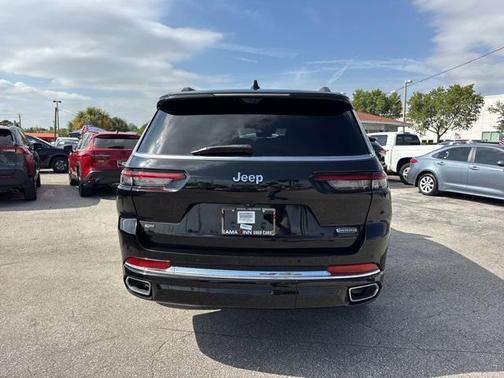 2022 Jeep Grand Cherokee L Overland