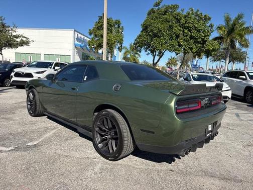 2021 Dodge Challenger SXT