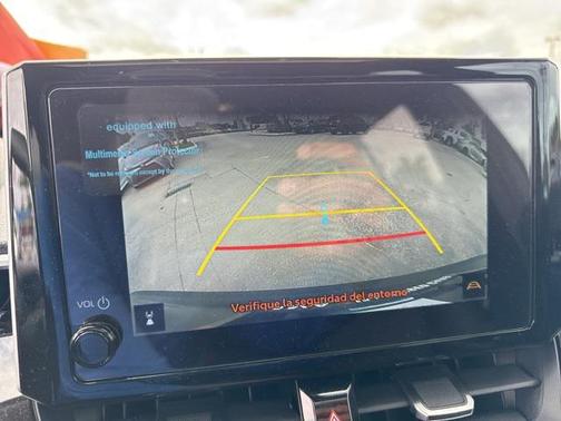 2025 Toyota Corolla Cross XLE