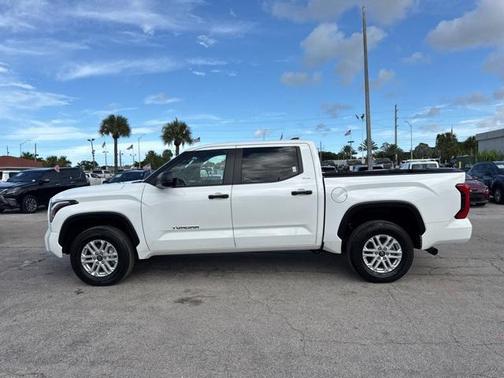 2025 Toyota Tundra SR5