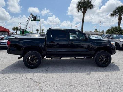 2022 Toyota Tacoma SR