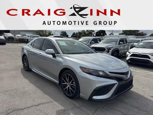 2024 Toyota Camry SE