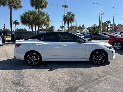 2025 Nissan Sentra SR