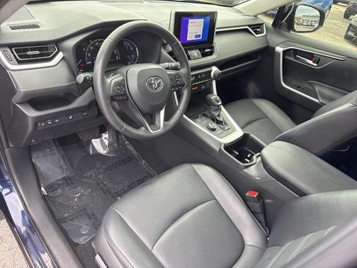 2023 Toyota RAV4 Hybrid XLE Premium