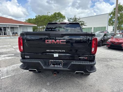 2021 GMC Sierra 1500 AT4